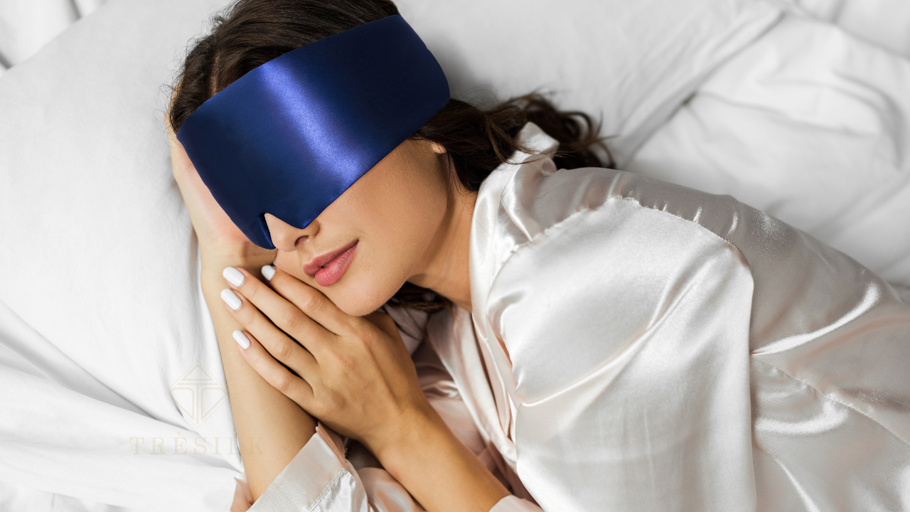 22 Momme Mulberry Silk Luxury Eye Mask with Adjustable Strap